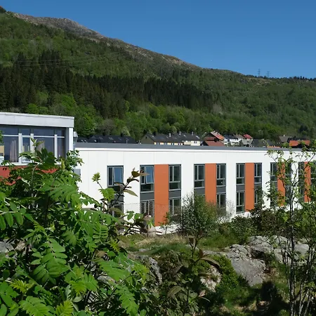 Bergen Hostel Montana-3